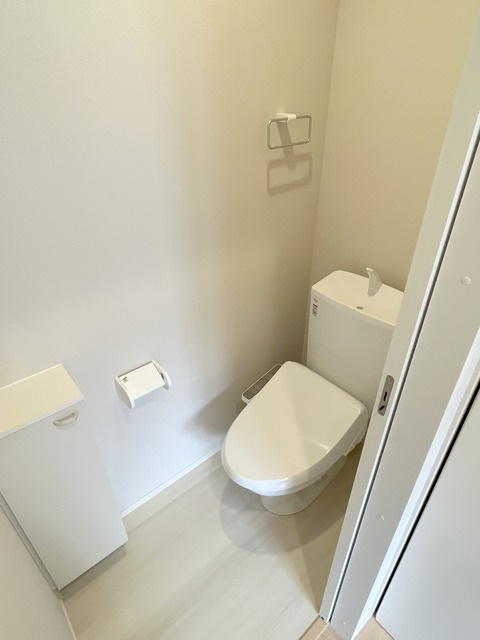 Casa Trioのトイレ|★温水洗浄便座★