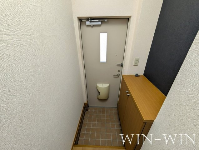イーストハイム Ⅱの玄関|イメージ（同建物内別部屋の写真です）
