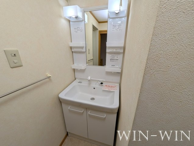 イーストハイム Ⅱの洗面所|イメージ（同建物内別部屋の写真です）