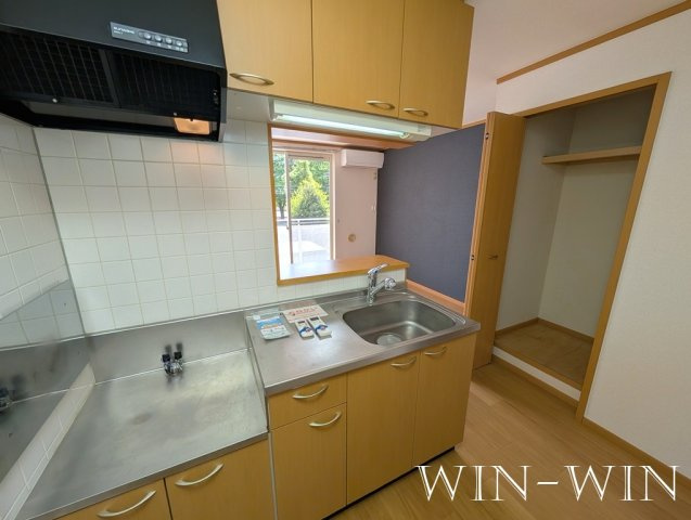 イーストハイム Ⅱのキッチン|イメージ（同建物内別部屋の写真です）