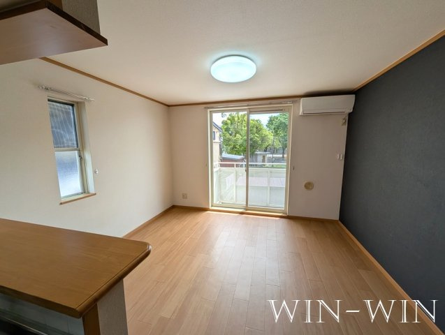 イーストハイム Ⅱの居間・リビング|イメージ（同建物内別部屋の写真です）
