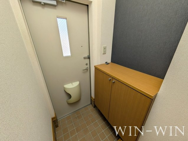 イーストハイム Ⅱの玄関|イメージ（同建物内別部屋の写真です）