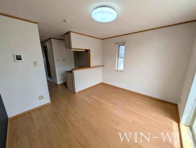 イーストハイム Ⅱの居間・リビング|イメージ（同建物内別部屋の写真です）