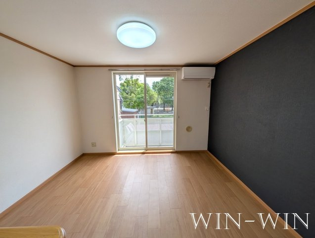 イーストハイム Ⅱの洋室|イメージ（同建物内別部屋の写真です）
