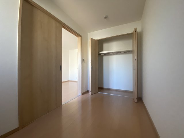 H-maison大正の洋室|H-maison大正（アッシュメゾンタイショウ）クローゼット