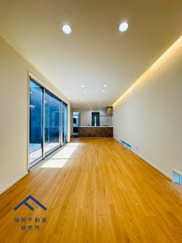 東区香椎駅東３丁目　戸建ての居間・リビング