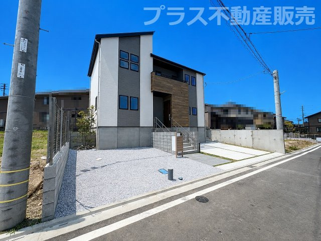 【外観】 | 糟屋郡新宮町湊4期　2号棟（全2棟）【仲介手数料無料・0円】 | 現地写真。プラス不動産販売なら、現場の全ての棟をまとめてご見学頂けます。