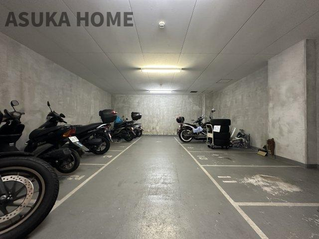 サンクタス横浜二俣川のその他共用部分|バイク置場の空き状況については、その都度、確認いたしますのでお気軽にお聞きください。
