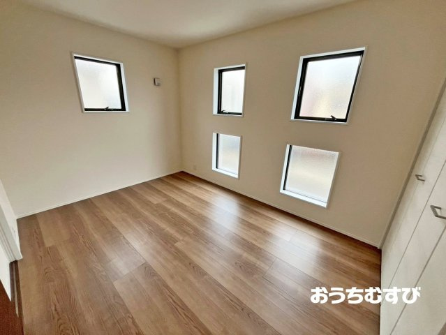 春日井市西高山町3丁目(全5棟)の洋室