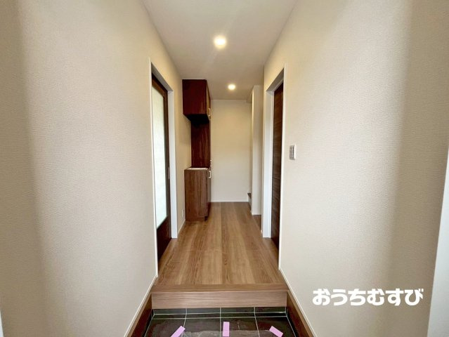 春日井市西高山町3丁目(全5棟)の玄関