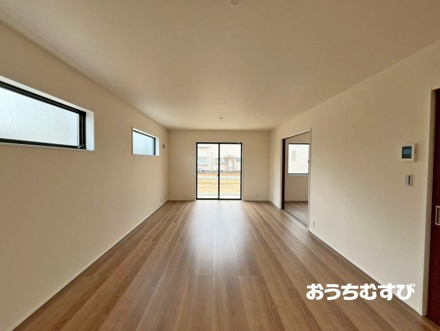 春日井市西高山町3丁目(全5棟)の居間・リビング
