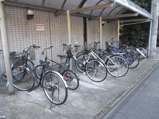 エトアール金山のロビー