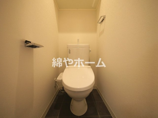 ソルテラスOSAKAJO　ESTのトイレ|シンプルで使いやすいトイレです