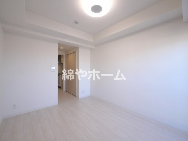 ソルテラスOSAKAJO　ESTの洋室|広々とした洋室です