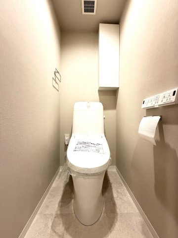 天神橋ホワイトハイツのトイレ|シンプルで使いやすいトイレです