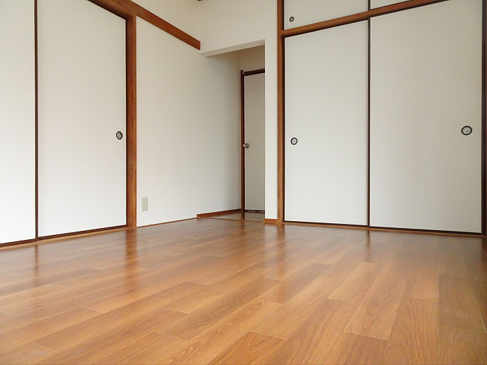 ハイツプリズムB棟の寝室
