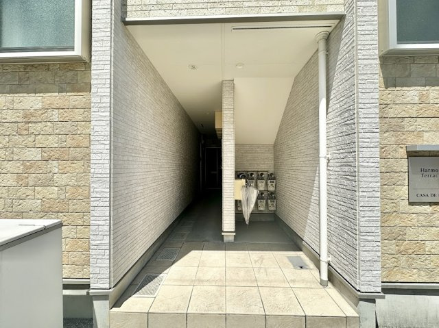 CASA DE LISAのエントランス