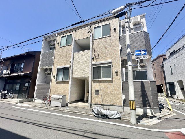 CASA DE LISAの外観