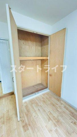 大阪市東淀川区東中島４丁目の賃貸マンションの収納