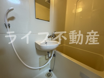 ジュネス石切の浴室|お風呂です