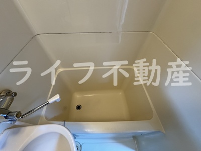 ジュネス石切の浴室|コンパクトで使いやすいお風呂です