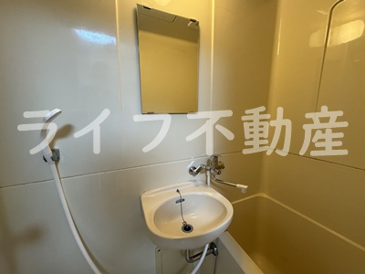 ジュネス石切の洗面所|使いやすい洗面所です