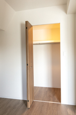 【収納】 | レジデンス西早稲田 | ※写真は同タイプ住戸です。