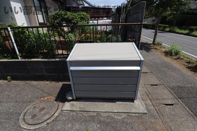 メゾンサクセスＢのその他共用部分|ゴミストッカー