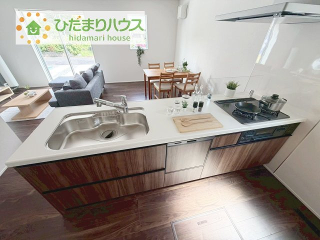 【キッチン】 | 我孫子市台田1丁目25-1期　新築戸建　1号棟 | 料理をしながらでも、ご家族との会話を楽しめる対面式キッチン♪
