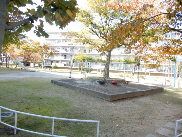 富田団地62棟の周辺|

