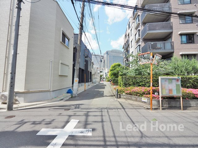 【前面道路含む現地写真】 | 渋谷区代々木3丁目
