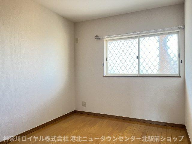 【寝室】