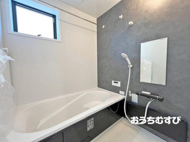 春日井市西高山町3丁目(全5棟)の浴室