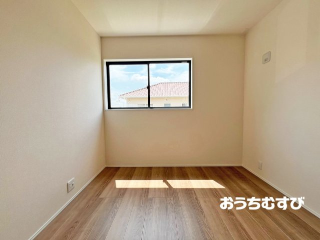 春日井市西高山町3丁目(全5棟)の洋室
