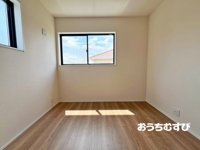 春日井市西高山町3丁目(全5棟)の洋室