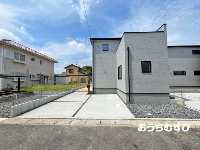 春日井市西高山町3丁目(全5棟)の駐車場