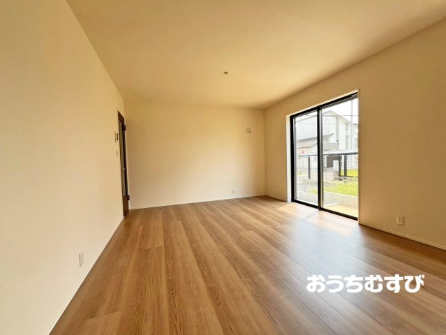 春日井市西高山町3丁目(全5棟)の居間・リビング