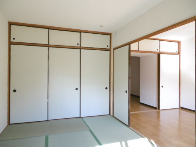リーブァ城山の居間・リビング