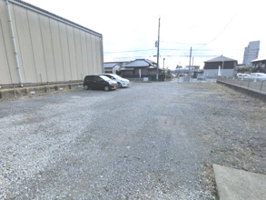 【駐車場】