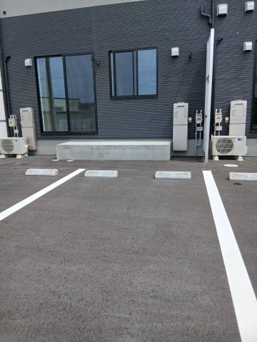 玉東ミッタウンの駐車場|カースペースがあります