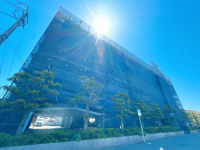【外観】 | モントーレ姪浜 | 24時間営業のスーパーやドラッグストア、銀行、区役所などの公共施設が身近に揃う、生活動線の優れた立地です。休日には、大型商業施設「ウエストコート姪浜」や「マリノアシティ福岡」も生活圏内。