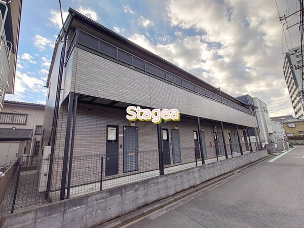 アンプルール ブワ スーブニールの外観