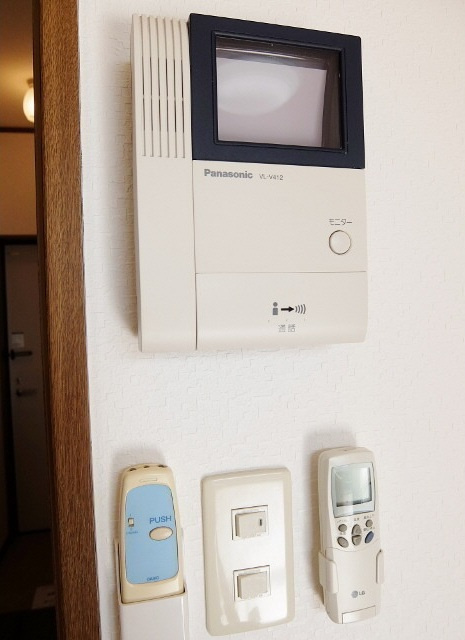 アンプルール ブワ スーブニールのセキュリティ