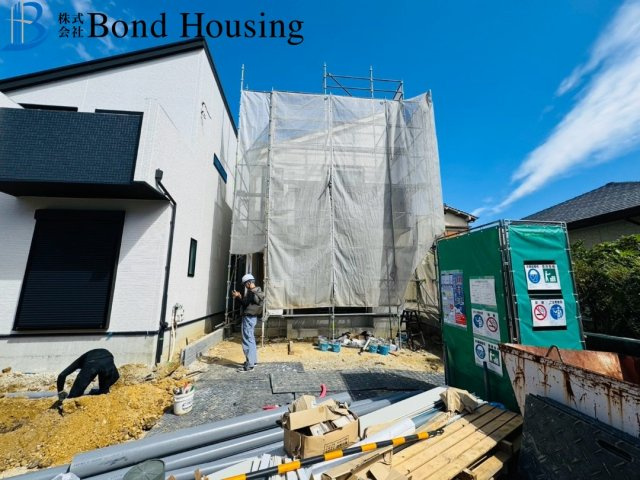「並列2台駐車可能」「太陽光パネル搭載」上高丸全2棟2号棟