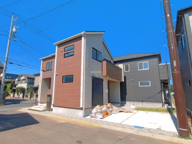 入間郡三芳町大字北永井の新築一戸建の外観|37坪以上のゆとりの敷地に建つ3LDK ！
折上天井で開放的な19帖のリビング♪