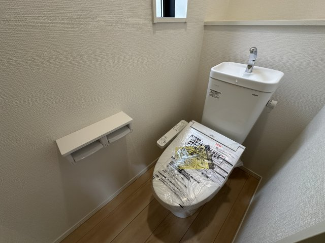 神戸市西区王塚台7丁目新築戸建４号棟のトイレ