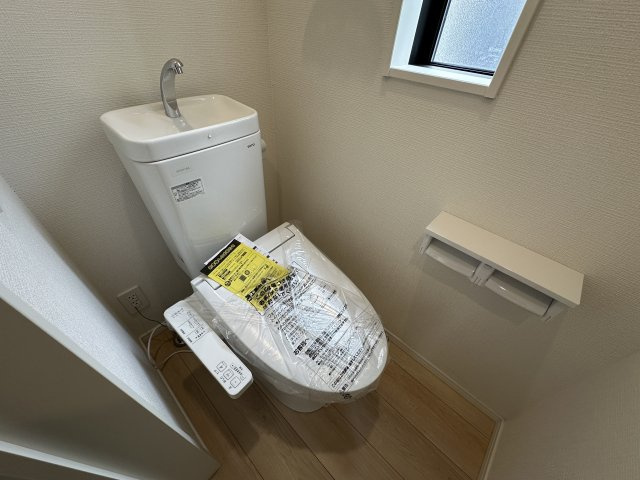 神戸市西区王塚台7丁目新築戸建４号棟のトイレ