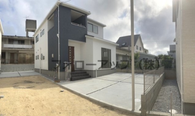 リーブルガーデン与那原町与那原の外観