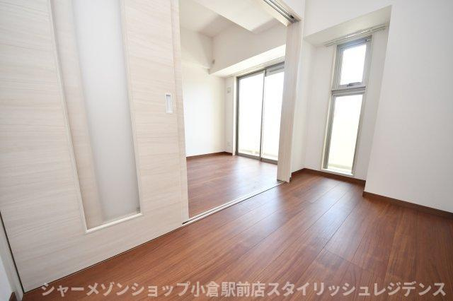 THE APARTMENT 開