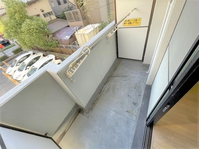 ハイツ金山のバルコニー